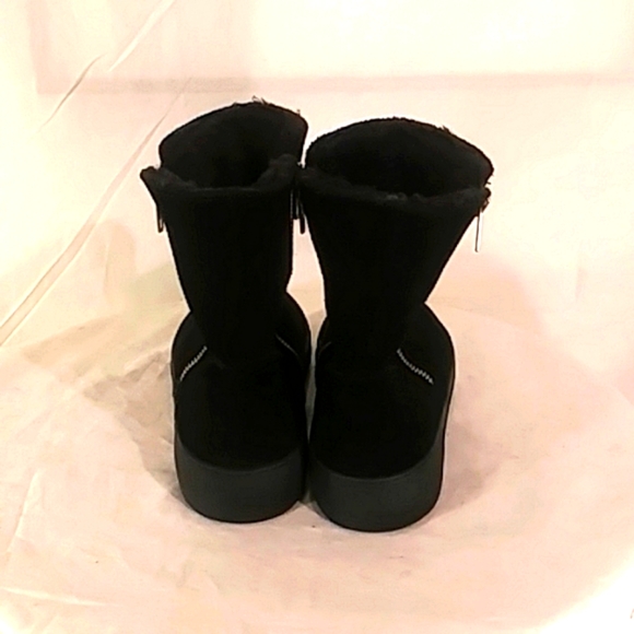 🔥 Like New J/Slide Black Suede Booties. - Picture 7 of 12